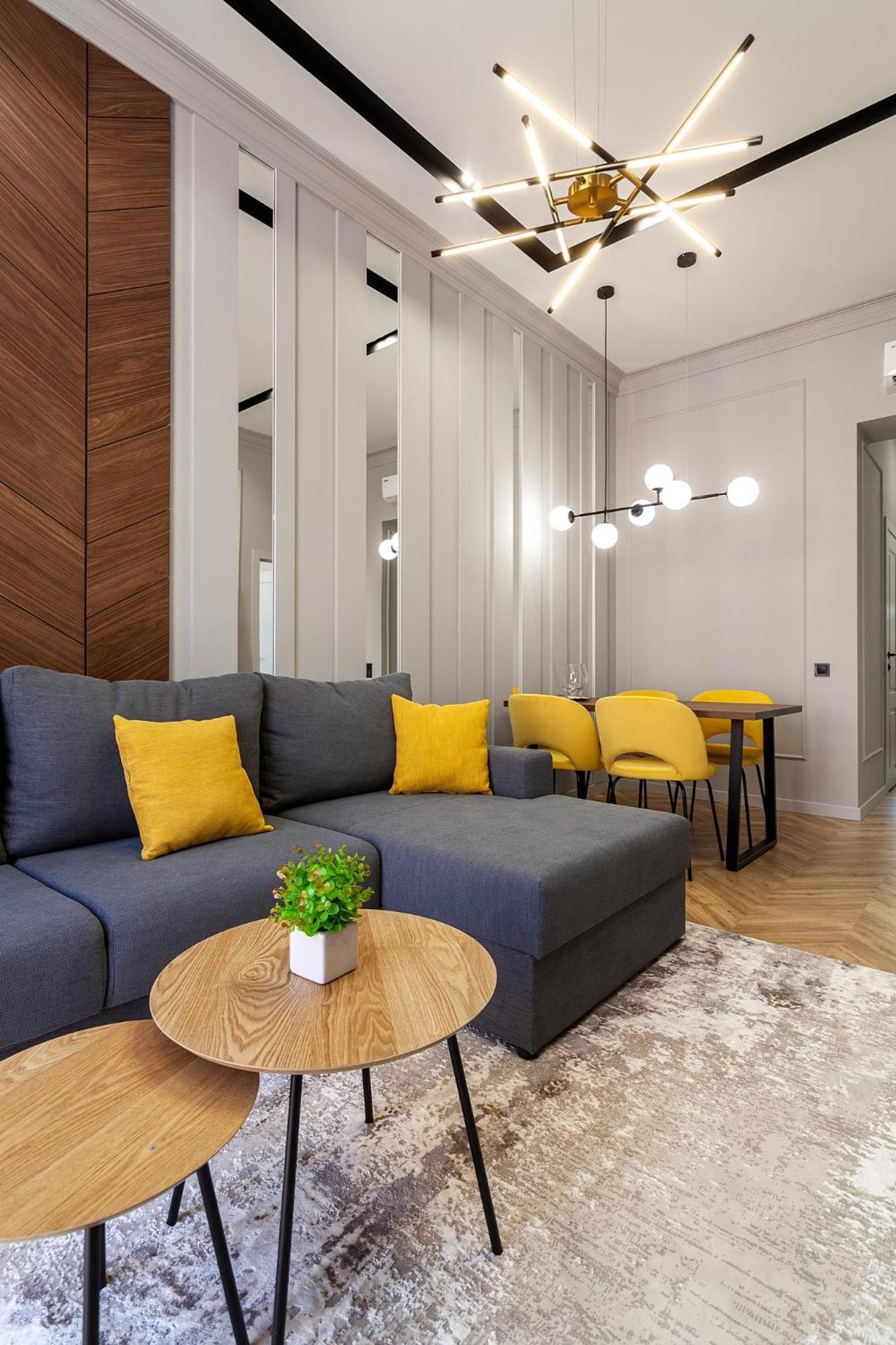 Royal Aparts Multi Lviv Ngoại thất bức ảnh